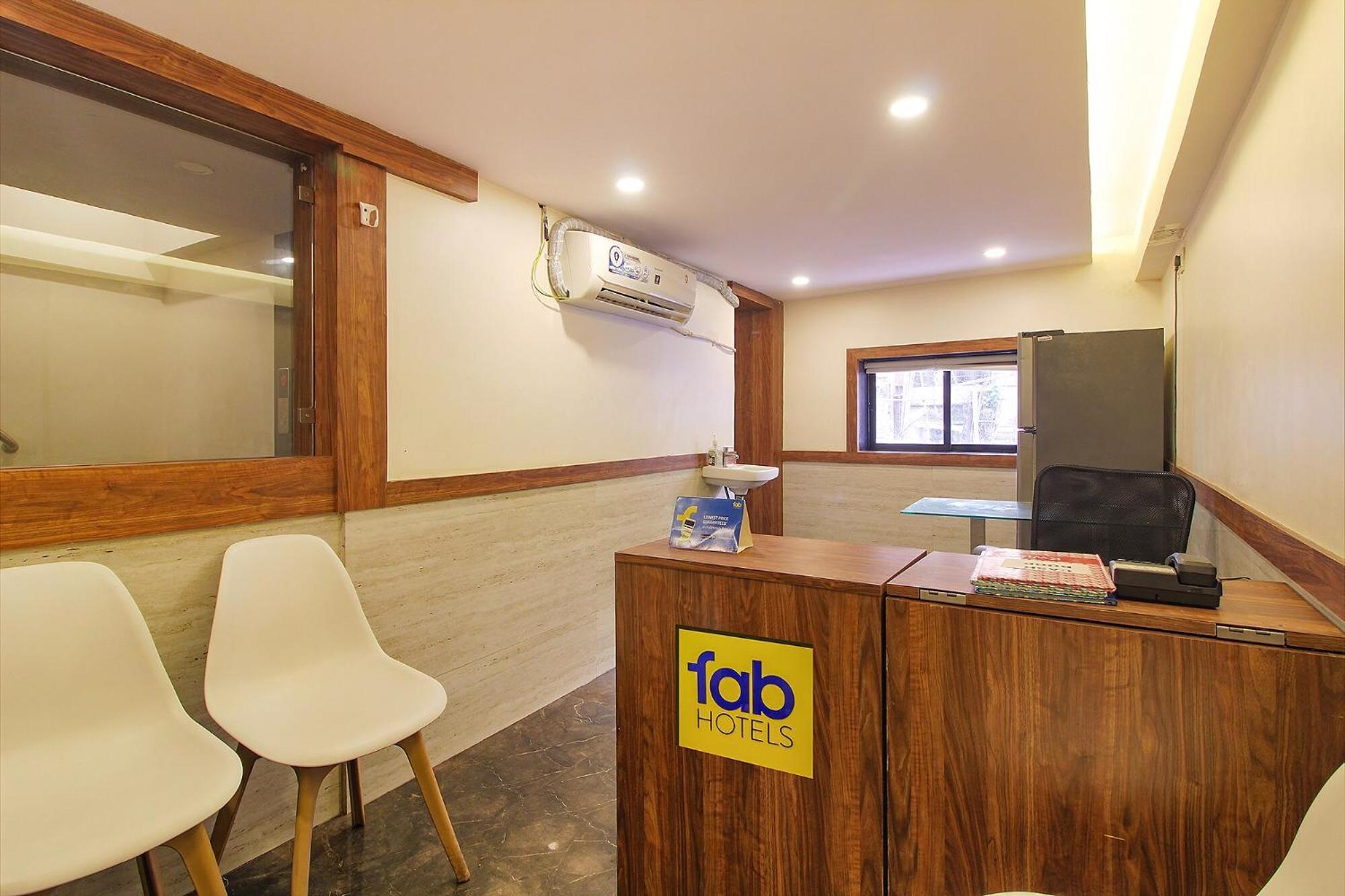 Fabhotel Peninsula - Nr Csmt Station Bombaj Exteriér fotografie